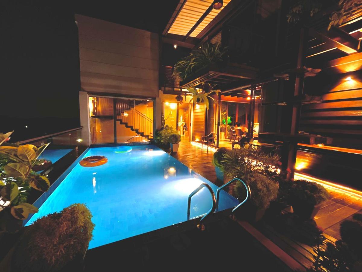 Penton45 - Luxury Penthouse Apartment Negombo Bagian luar foto