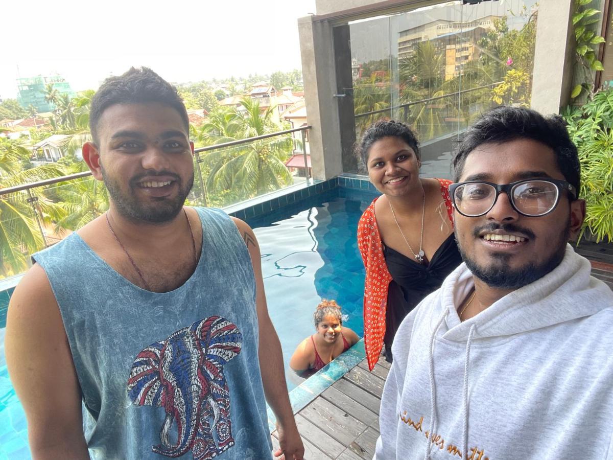 Penton45 - Luxury Penthouse Apartment Negombo Bagian luar foto