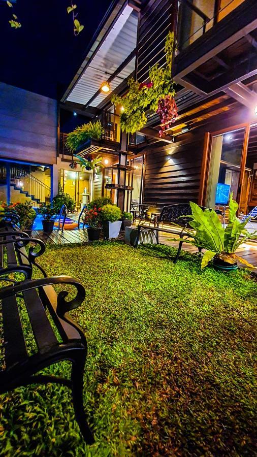 Penton45 - Luxury Penthouse Apartment Negombo Bagian luar foto